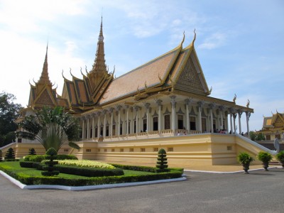 palais-royal-phnom-penh2