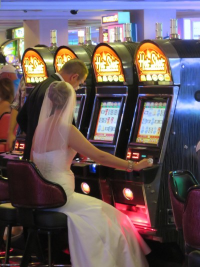 just-maried-vegas